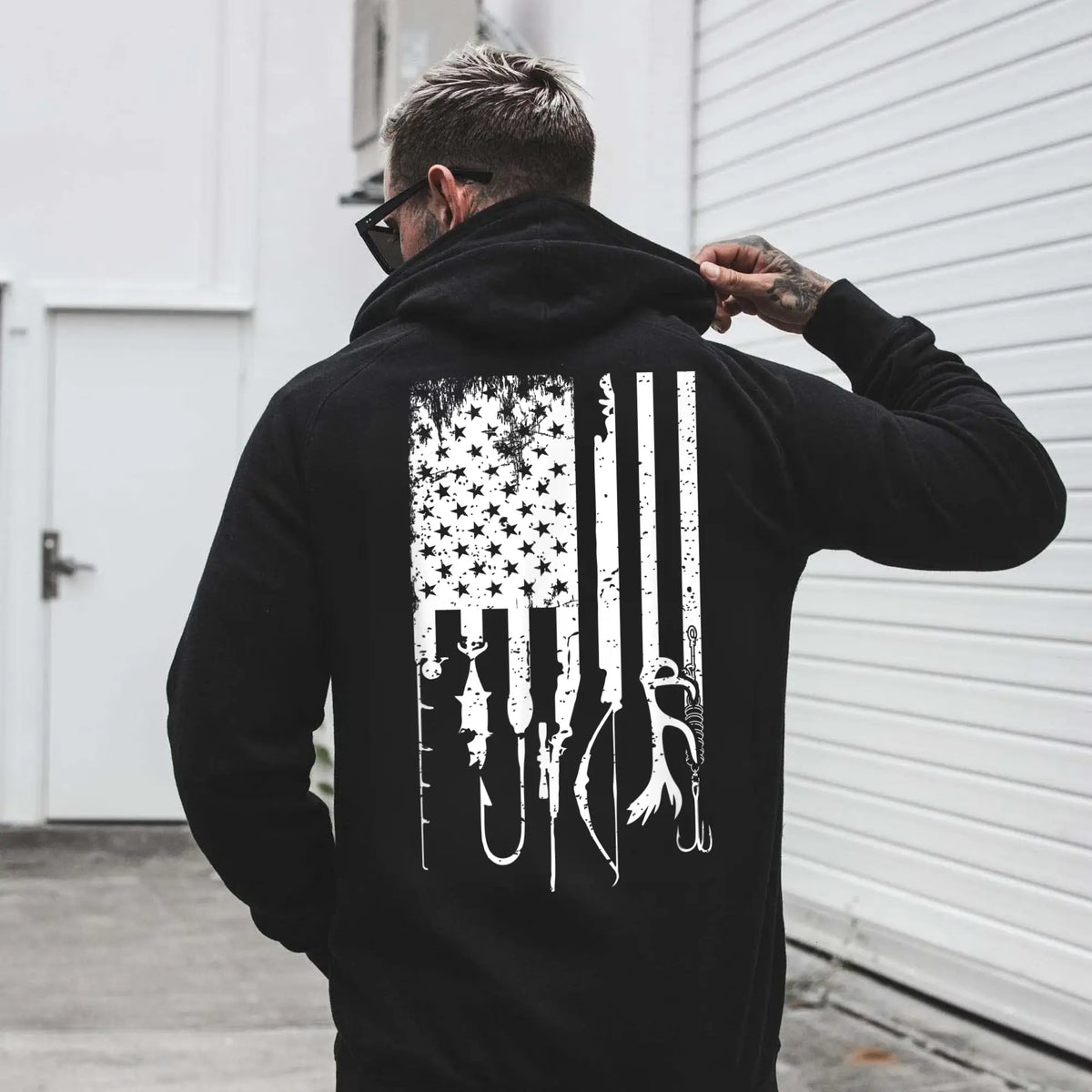USA Flag Hunting Fishing Gear Shirt – Patriot Veteran Outdoorsman T-Shirt, Hoodie & Sweatshirt for Men Women
